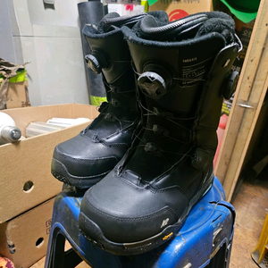 k2 쓰락시스 스노우보드 부츠 팝니다