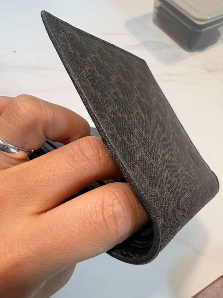 셀린느 남성반지갑 이미지