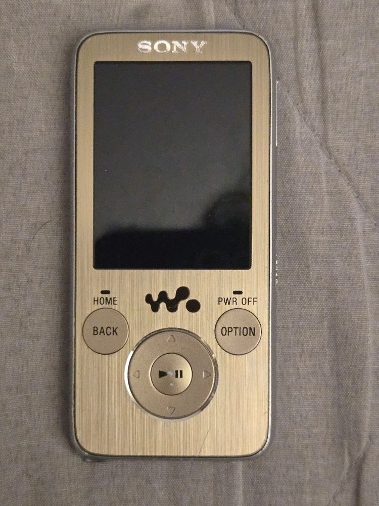 소니 워크맨 MP3 nw-s736f 팝니다 - 안심되는 중고거래