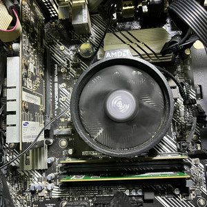 라이젠5600X+B550M-A보드+8G+GT620+쿨러