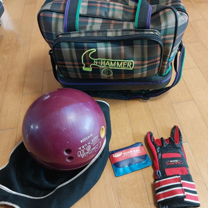 여성 볼링공, 바퀴가방