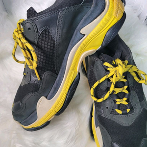 (새상품급) 발렌시아가 트리플S 블랙 옐로우 화이트 사이즈 270