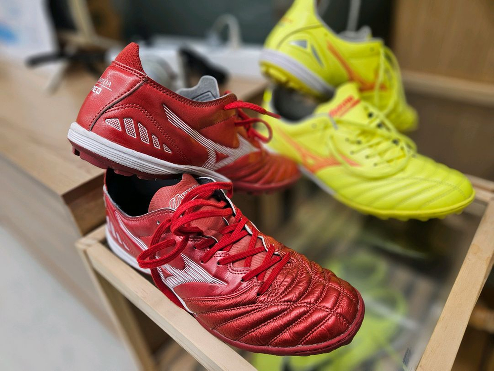 모렐리아 네오 풋살화 TF--2