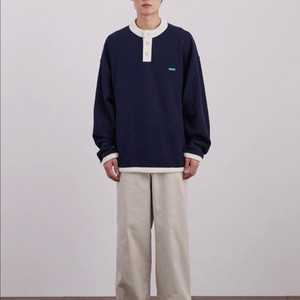 [새상품] L) 커버낫 헨리넥 스트링 맨투맨 네이비