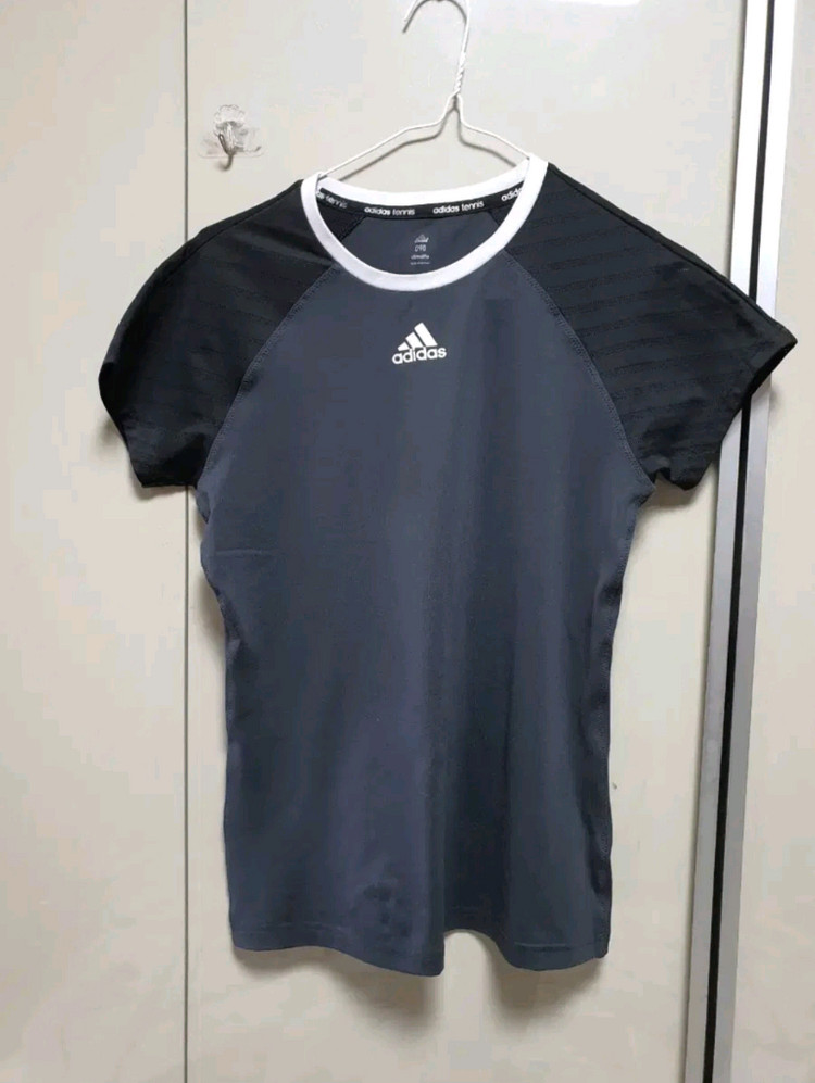 아디다스 테니스 티셔츠 (90)/3천원--1