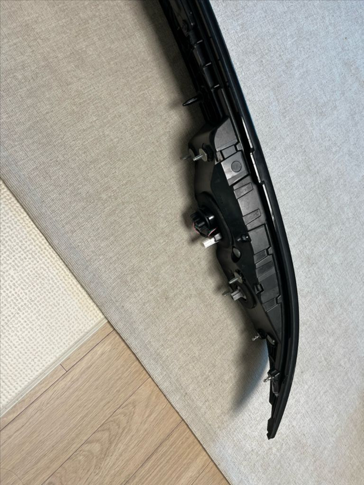 캐스퍼 할로겐 리어램프--2