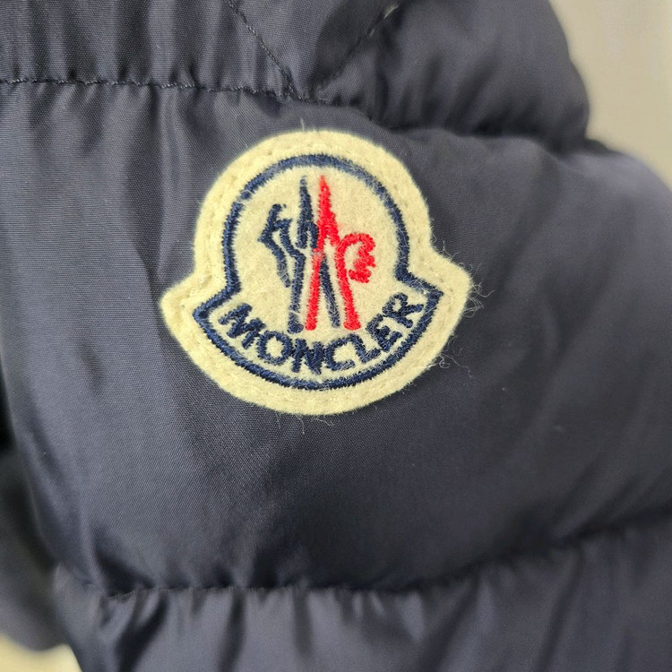 몽클레어 클루니 패딩 2사이즈 95 100 판매 이미지