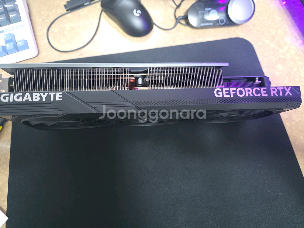 RTX 4080 SUPER 그래픽카드--4