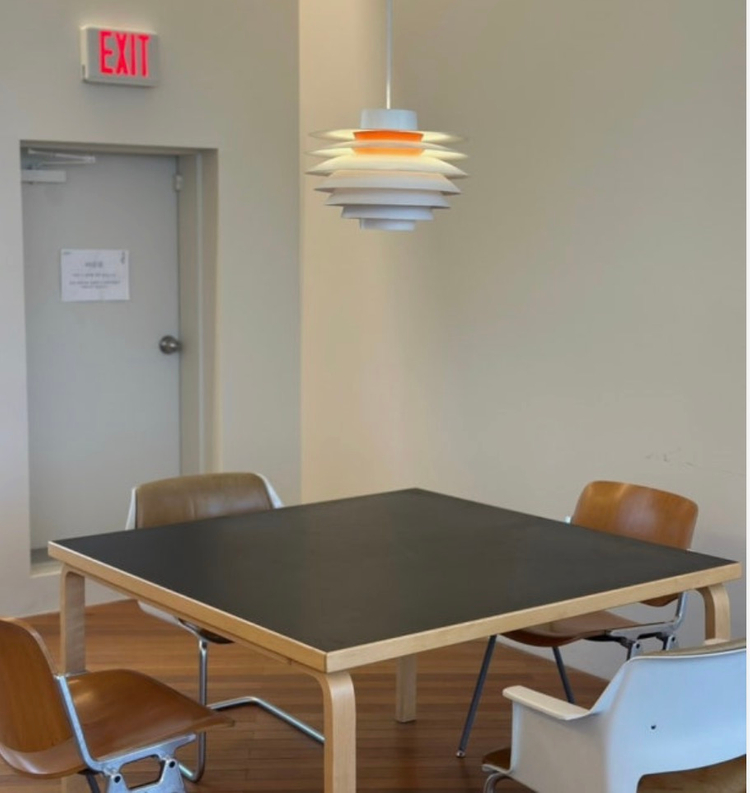 빈티지 테이블 (아르텍, 프리츠한센, 매그너스 올레센 등) 이미지