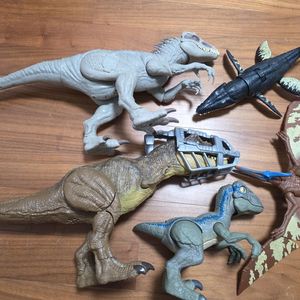 쥬라기월드 공룡 + 피규어2종