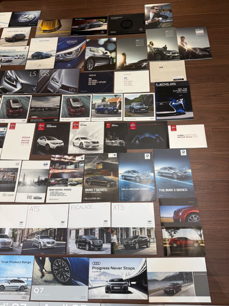 자동차 카탈로그, 브로셔--4