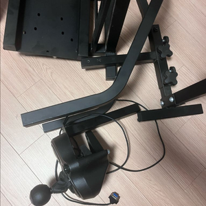 로지텍 g29 레이싱 휠 거치대 및 기어