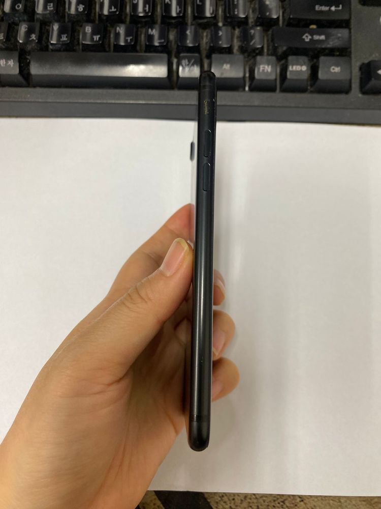 아이폰7 매트블랙 A급 128GB 배터리90% 빈티지폰 감성폰 자녀폰 업무폰 209613--4