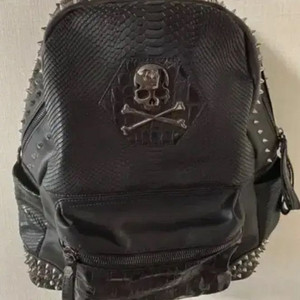 필립플레인 스터드 해골 백팩