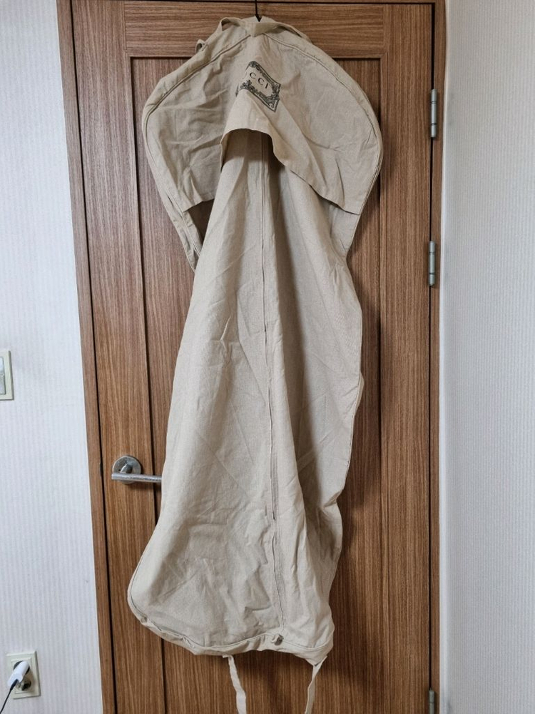 루이비통 발렌티노 생로랑 구찌 명품 정품 코튼 슈트 케이스 4종 판매합니다~!--5