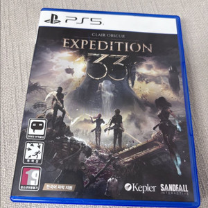 33원정대 ps5 직거래 / 택배 가능