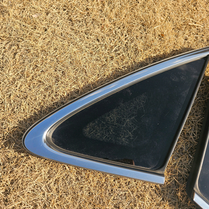 에쿠스VI 쿼터글라스 쿼터픽스트 조수석