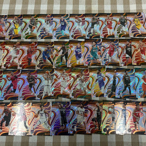 NBA 레볼루션 카드 40여장 이미지