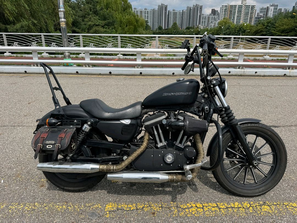 할리데이비슨 883 09년식 짧은키로수 판매합니다--2