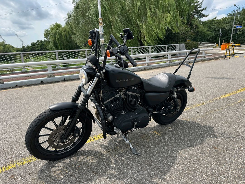 할리데이비슨 883 09년식 짧은키로수 판매합니다--7