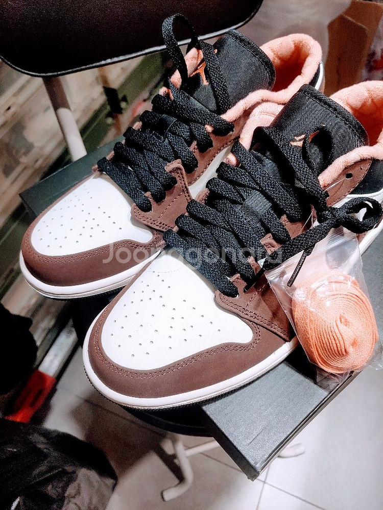[무료배송] 나이키 에어 조던1 로우 초콜릿 265m--1