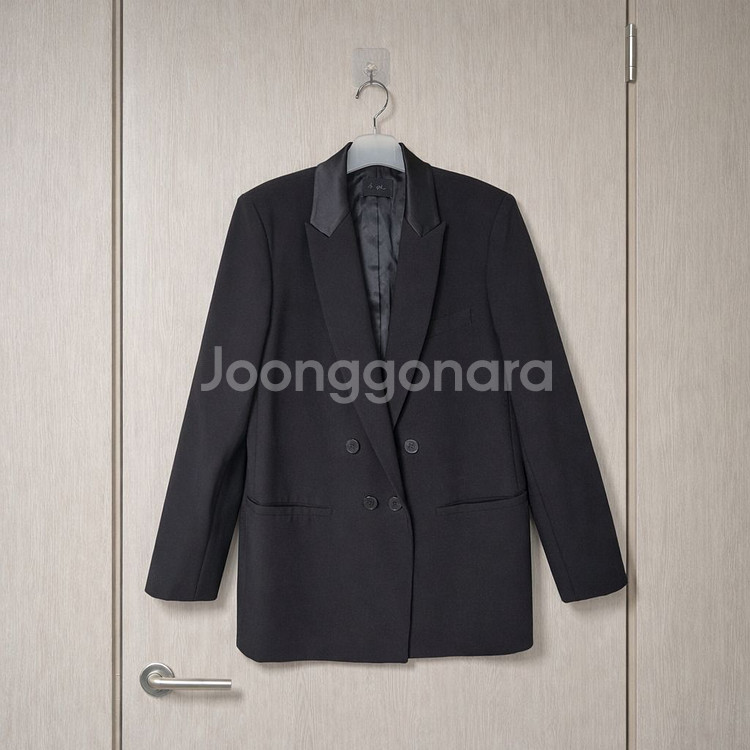 루흐 lheure 고급폴리 블랙 자켓--1