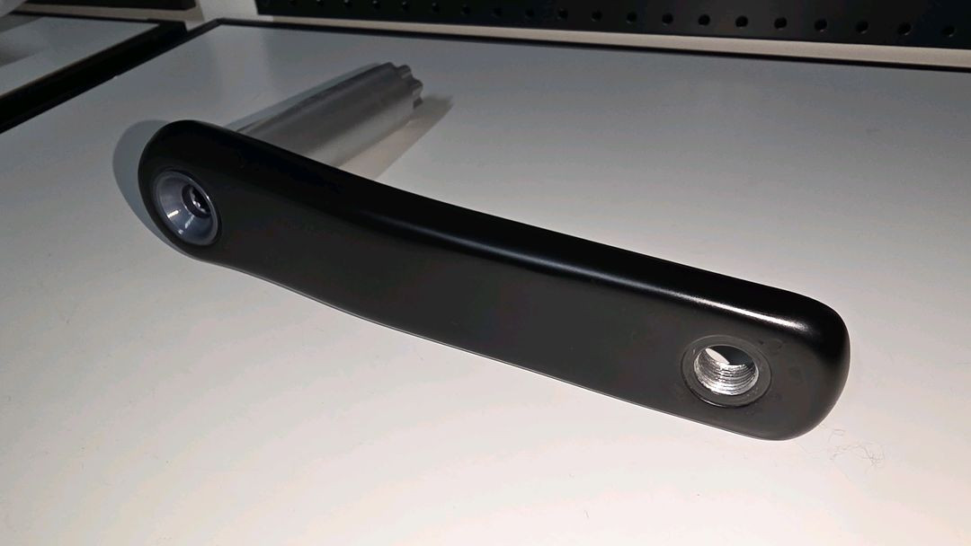 브롬톤 T라인, 순정 카본 크랭크 (BB포함)--4