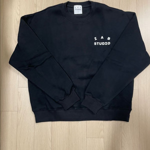 [거의 새제품] 아이앱 스튜디오 맨투맨 블랙 L 택포 12.5