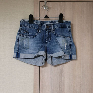 타미힐피거 데님 반바지 (사이즈25)