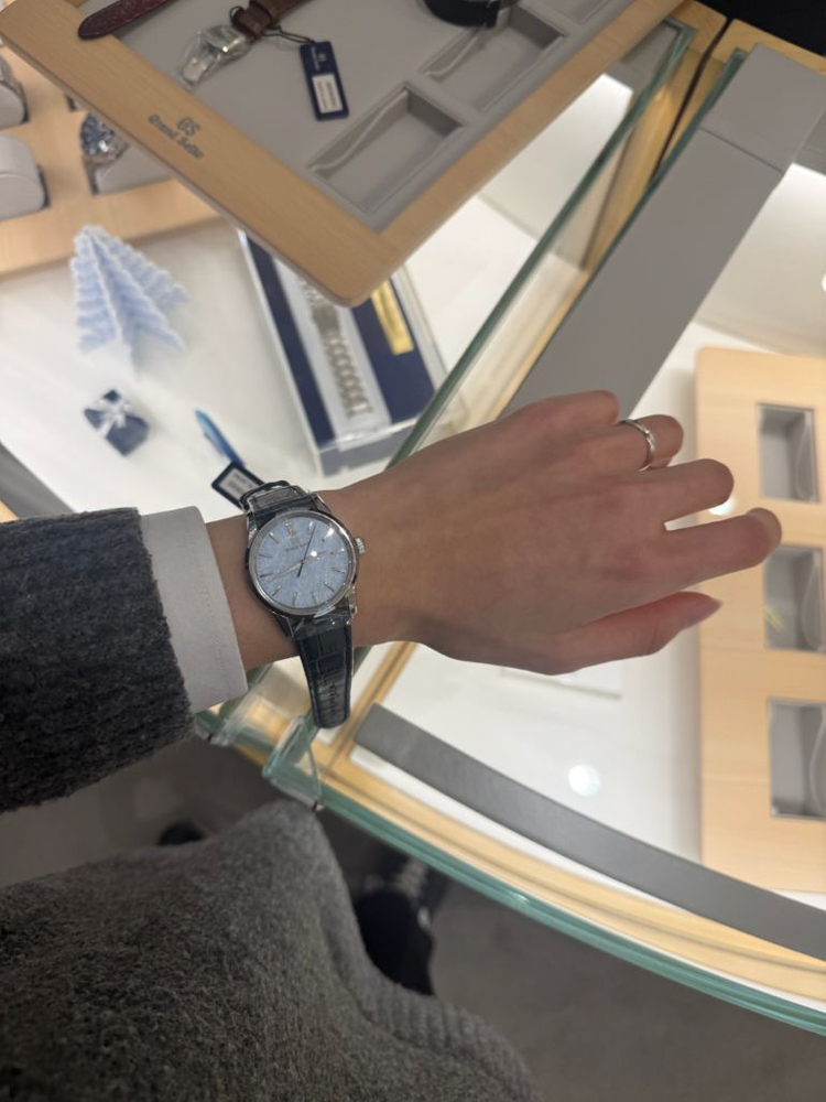 그랜드세이코 sbgx353,357 구합니다.--1