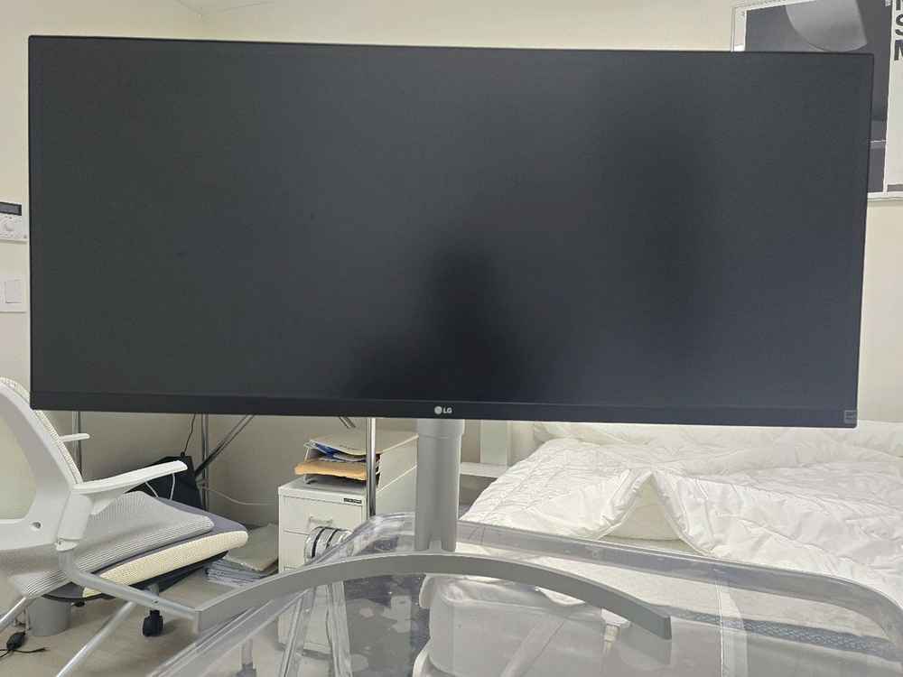 lg모니터 34인치 와이드모니터 34wk650 화이트색상 팝니다. 이미지