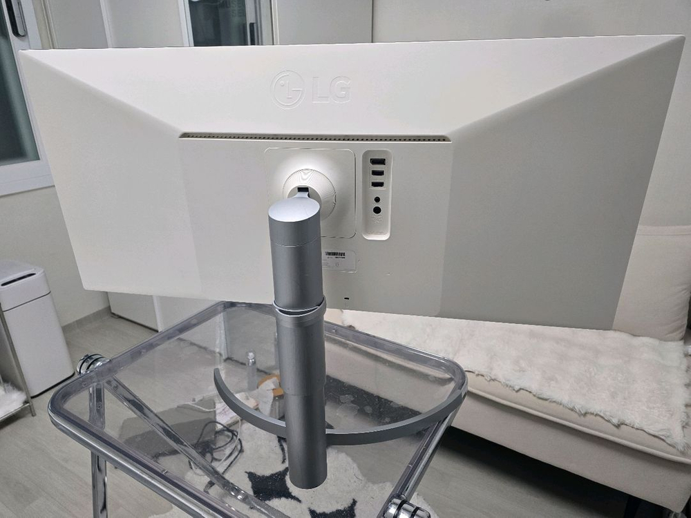 lg모니터 34인치 와이드모니터 34wk650 화이트색상 팝니다. 이미지