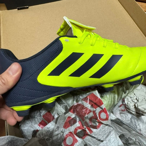 아디다스코파 17.4축구화 280사이즈 새상품