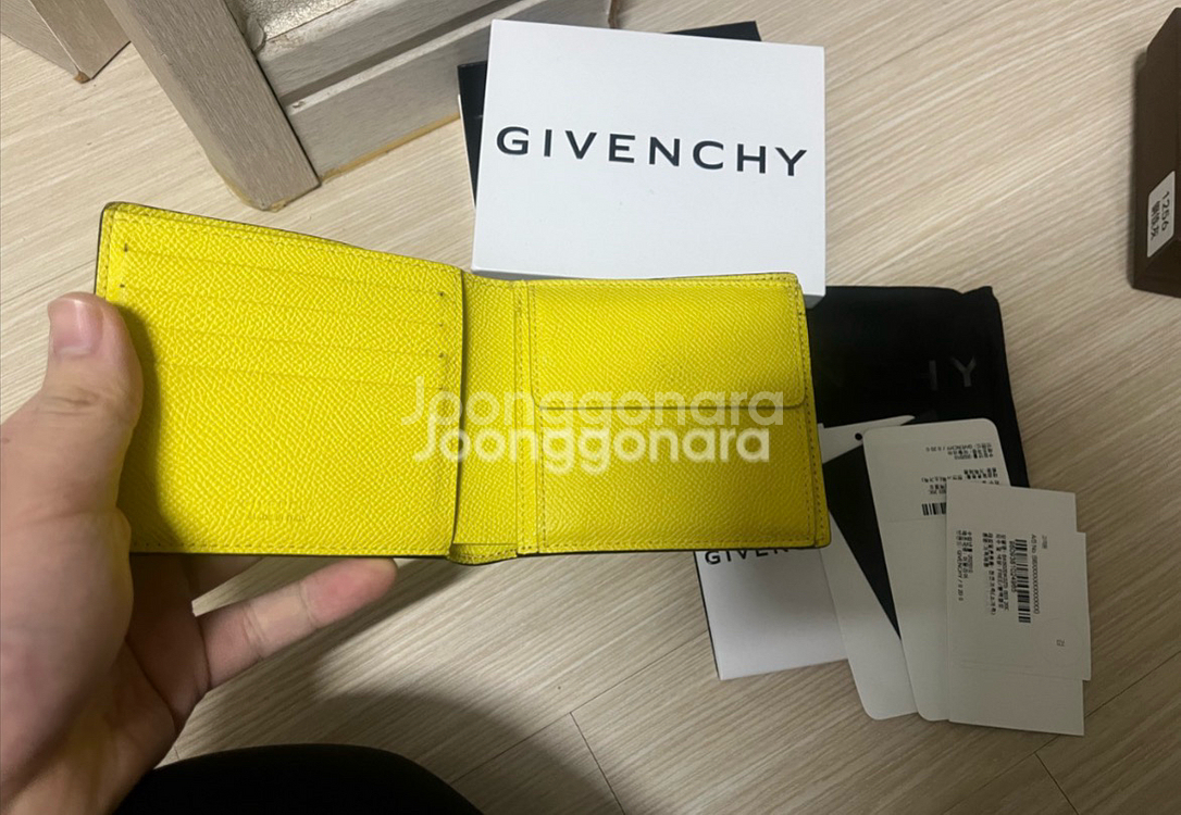 지방시 남자 반지갑--2