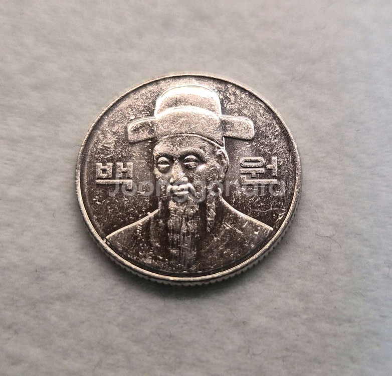 2010년 100원 동전 (개당)--1