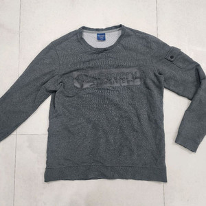 디스커버리 맨투맨 100사이즈 2벌