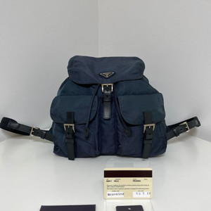 프라다 나일론 투포켓 미듐 백팩