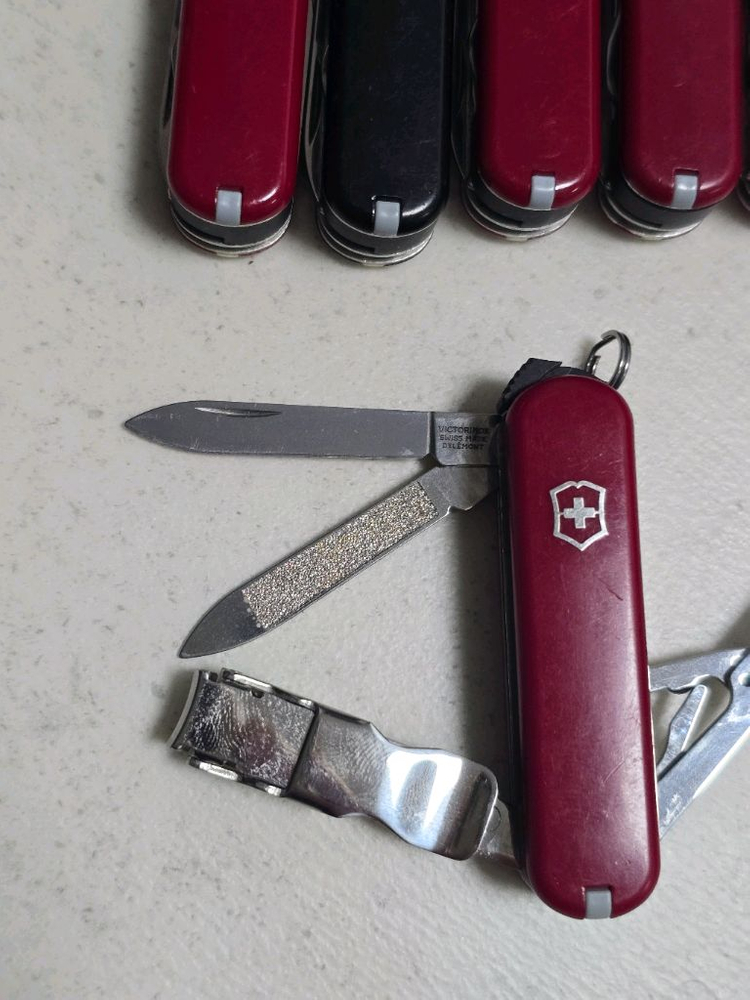 빅토리녹스 손톱깎이 미니툴 1개 가격--1