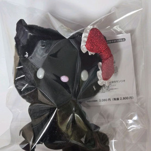 [새상품]산리오 키티 데빌 악마 블랙 실버 우비 롱다리 퍼 꽃 키링 인형