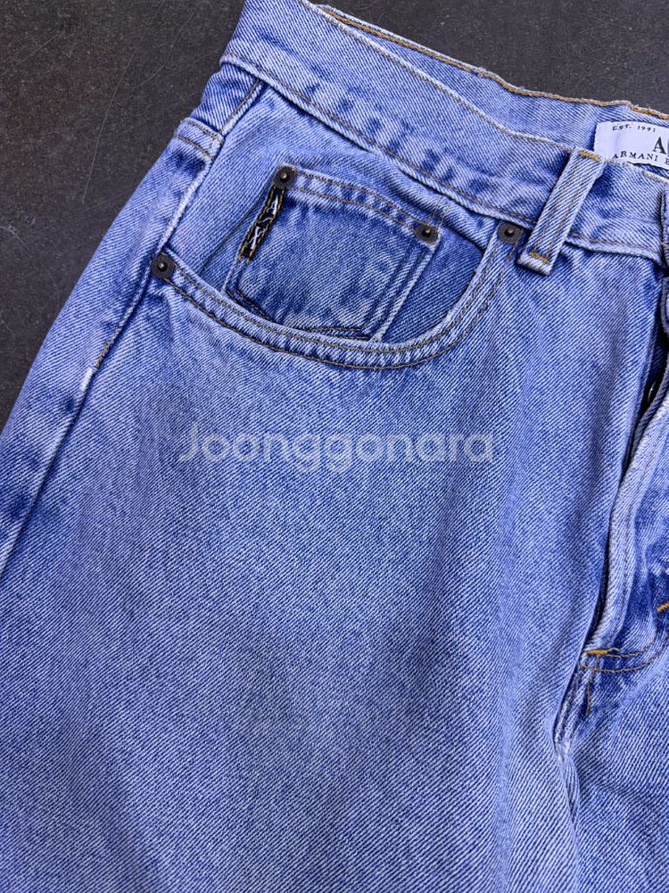 A|X 아르마니 익스체인지 USA 메이드 라이트 워싱 데님팬츠 31--3