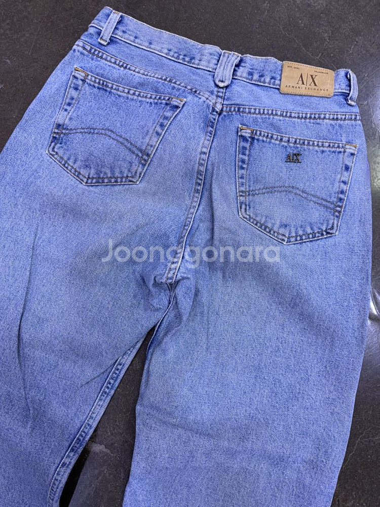 A|X 아르마니 익스체인지 USA 메이드 라이트 워싱 데님팬츠 31--8
