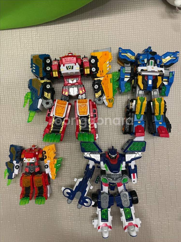 미니특공대 브이레인저스 레전드 킹브이 팝니다(택포)--1