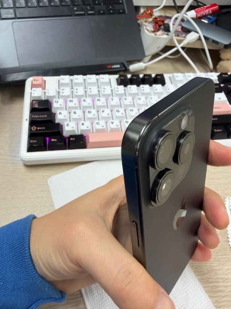 풀박 자급제 아이폰 15 프로 블랙 256g 애케플 양도o 26년 8월 1일--7