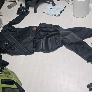 헬리오스 가디언프로 드라이슈트 XL