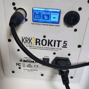 KRK ROKIT 5인치 1조(2통)풀박스 입니다 이미지