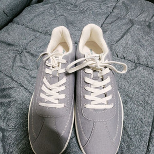 르무통 운동화 업 그레이 290사이즈 팝니다 이미지