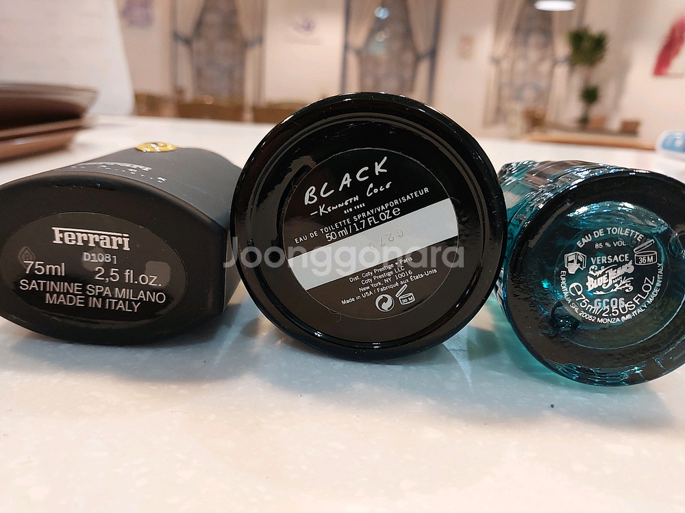 페라리 블랙 케네스콜 블랙 베르사체 블루진 향수 3종 일괄판매 택포4만5천원--1