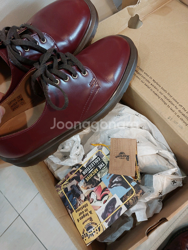 닥터마틴 스미스 4홀 옥스블러드 빈티지 스무스 더비슈즈 UK6 250mm 택포10만9천원--2