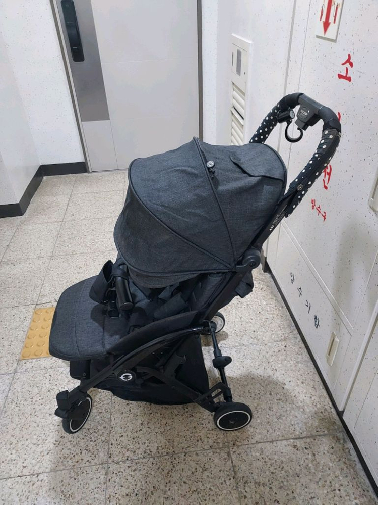 타보 기내반입유모차 35000원 상태좋아요--4