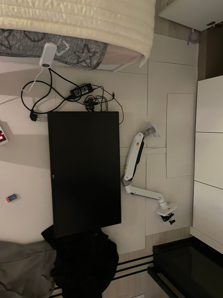 32GK805 F LG 상태 좋음 32 인치 HZ144 QHD 모니 터암 서비 스 증정 이미지